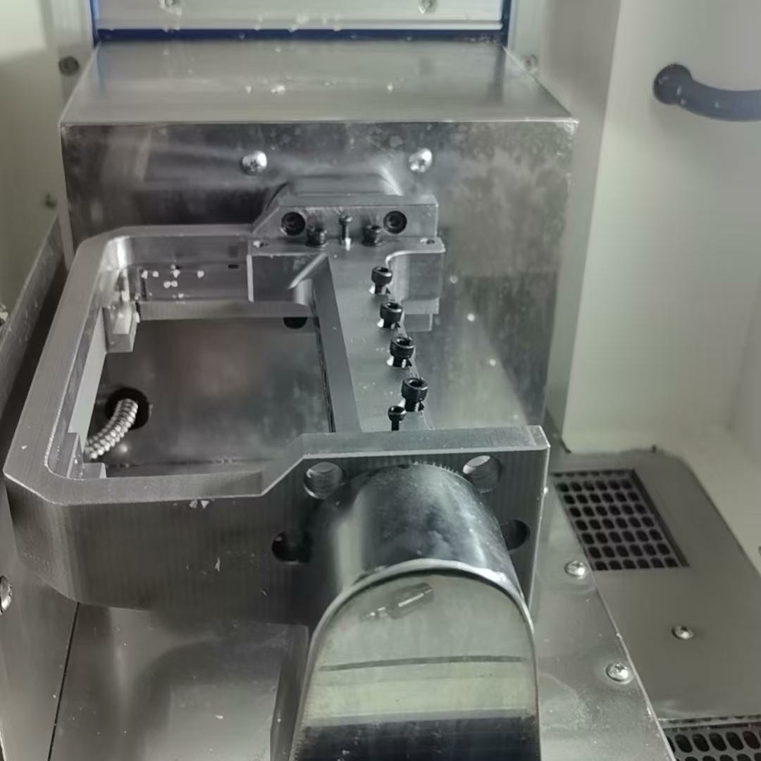 S4 Pro 4-Axis Wet Milling Machine
